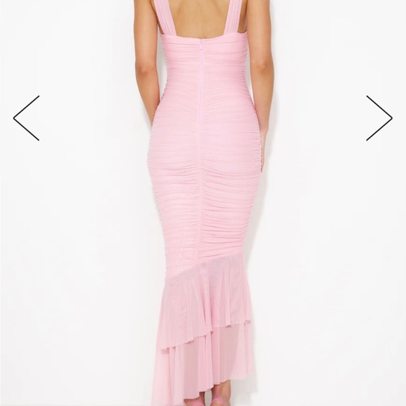 Hello Molly Pink Dress 🎀 - Picture 2 of 5